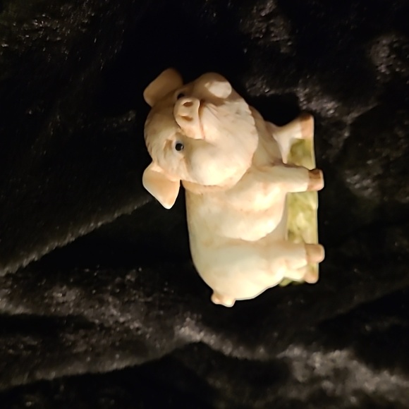 Vintage 9 Pig Figurines one is salt shaker - Picture 2 of 13